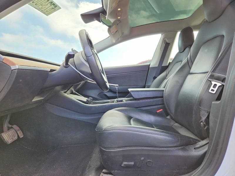 2019 TESLA MODEL 3 7