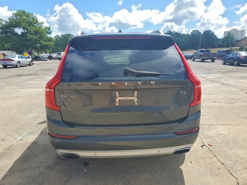 2018 VOLVO XC90 T6 6