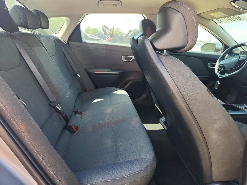 2025 KIA K4 LXS 10