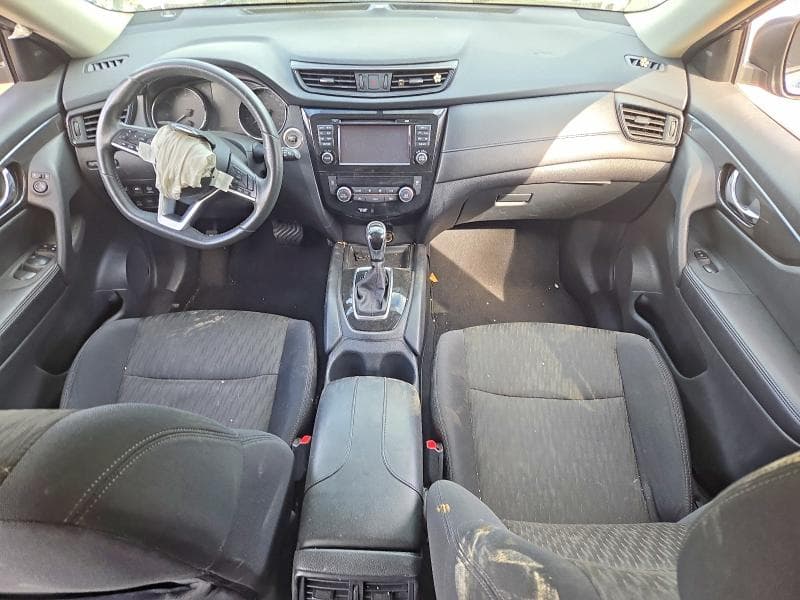 2017 NISSAN ROGUE SV 8