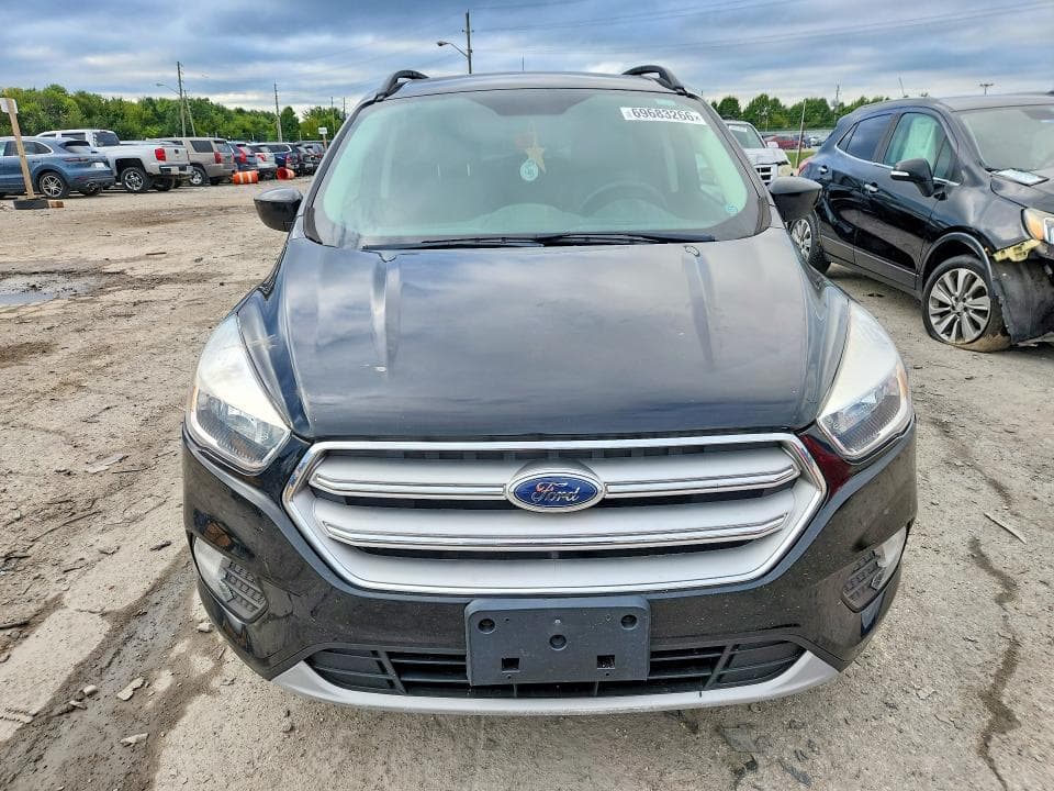 2018 FORD ESCAPE SE 5