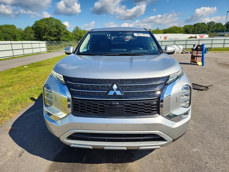 2024 MITSUBISHI OUTLANDER SE 5