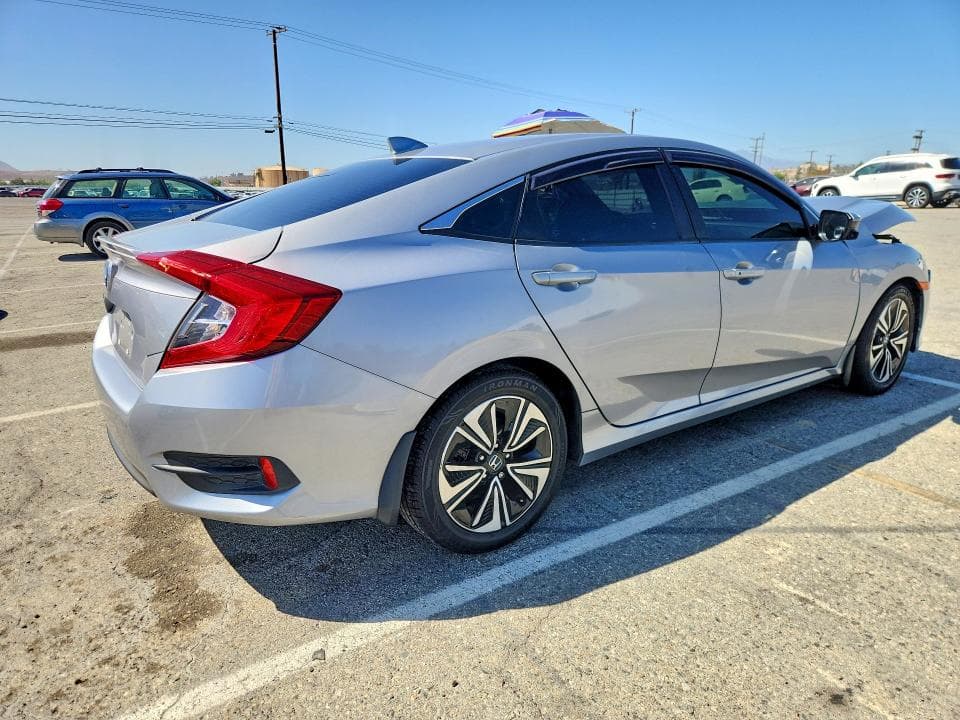 2017 HONDA CIVIC EX 3