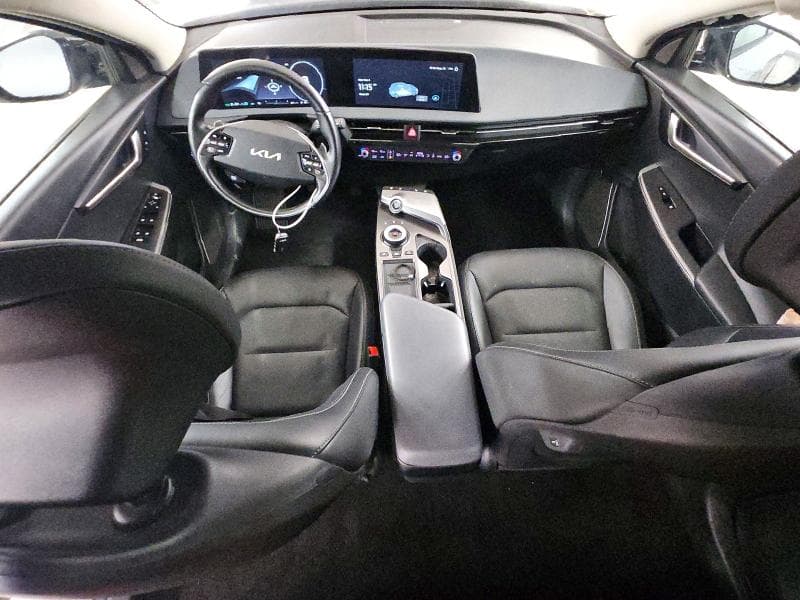 2023 KIA EV6 WIND 8