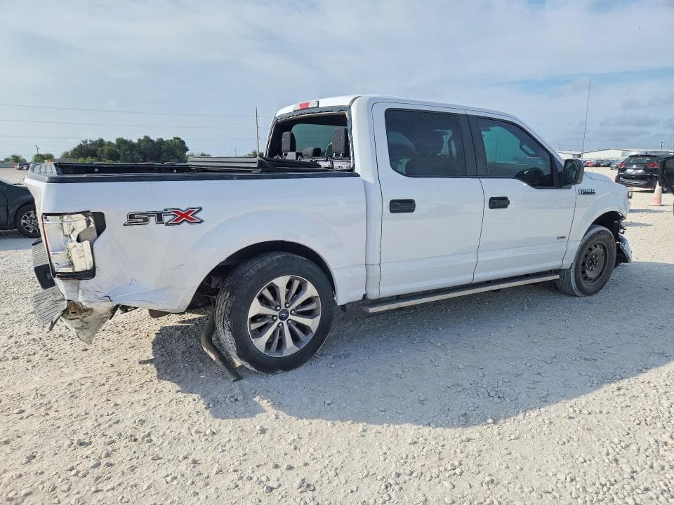 2017 FORD F150 SUPERCREW 3