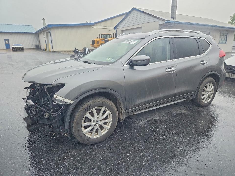 2018 NISSAN ROGUE SV - 1