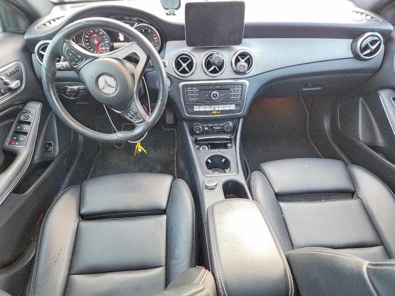 2019 MERCEDES-BENZ GLA 250 8