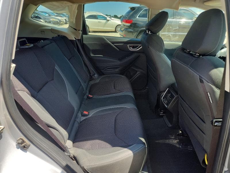 2020 SUBARU FORESTER PREMIUM 11