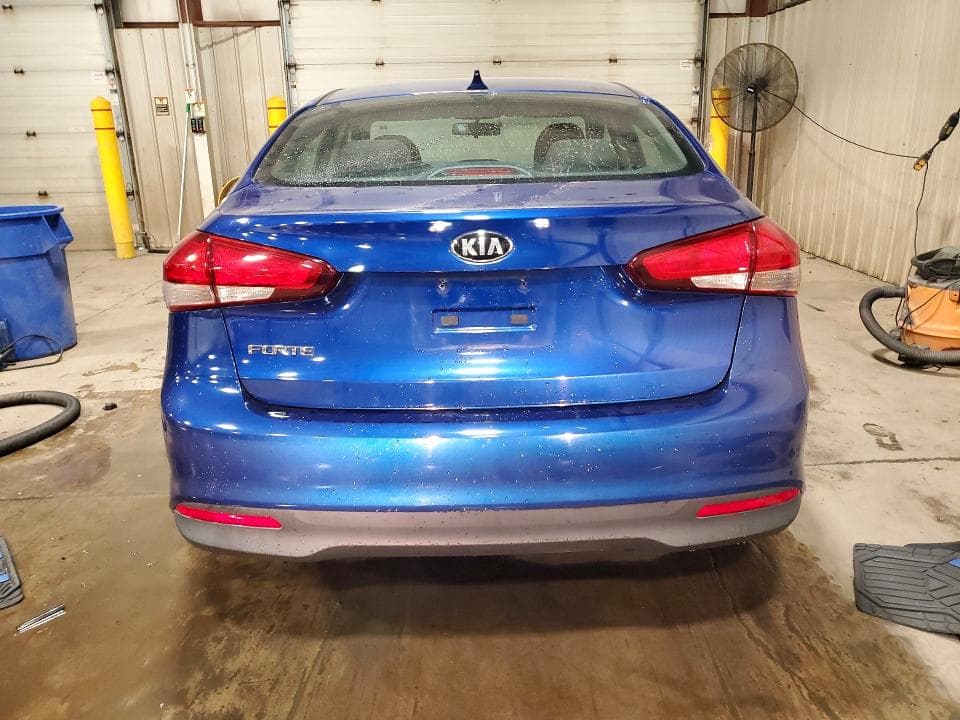 2017 KIA FORTE LX 6