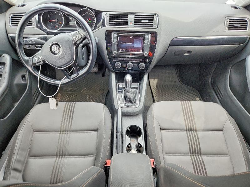 2017 VOLKSWAGEN JETTA SE 8