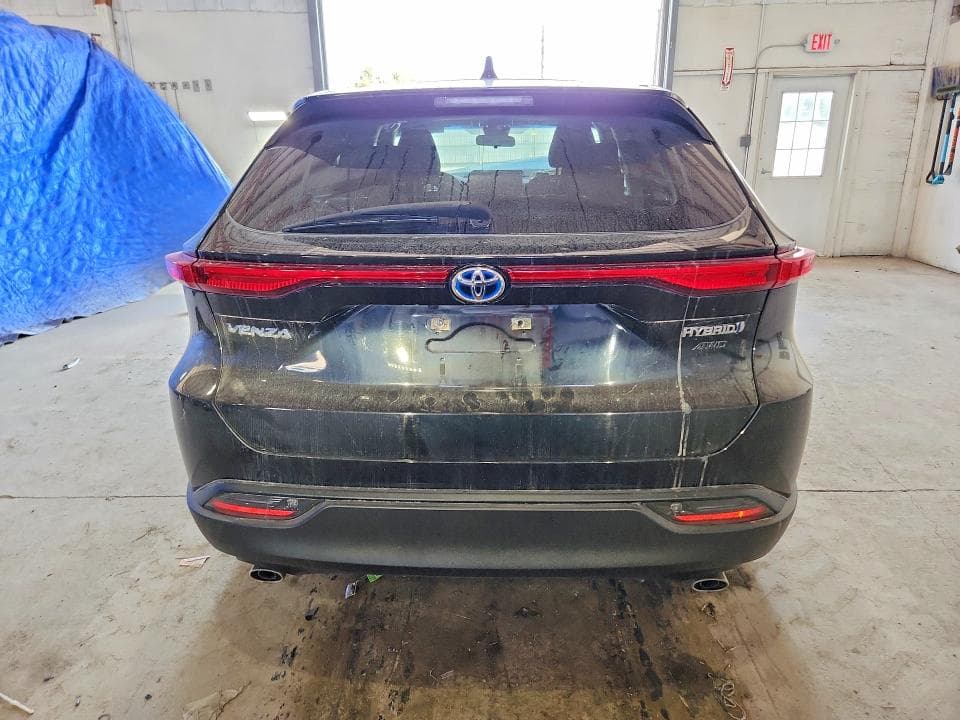 2022 TOYOTA VENZA LE 6
