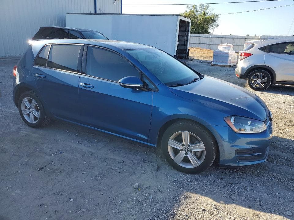 2017 VOLKSWAGEN GOLF S 4