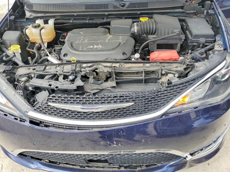2018 CHRYSLER PACIFICA TOURING L PLUS 12
