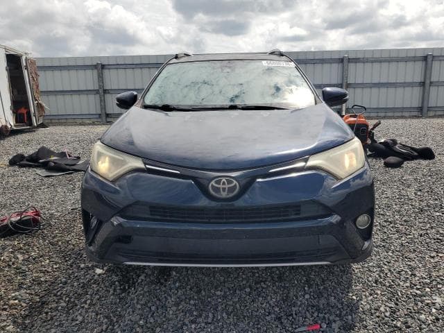 2017 TOYOTA RAV4 XLE 5