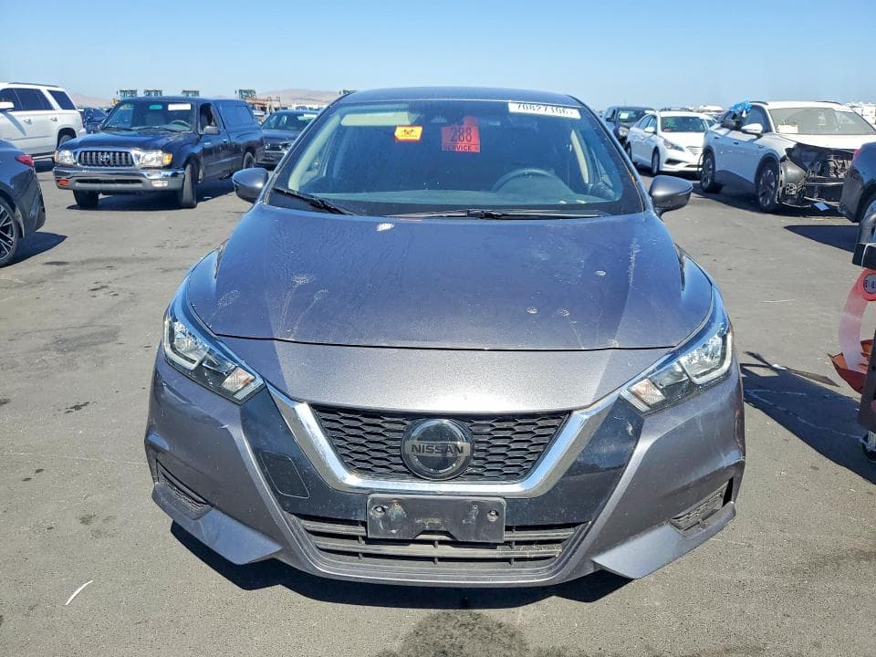 2020 NISSAN VERSA SV 5