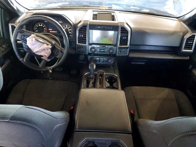 2017 FORD F150 SUPERCREW 8