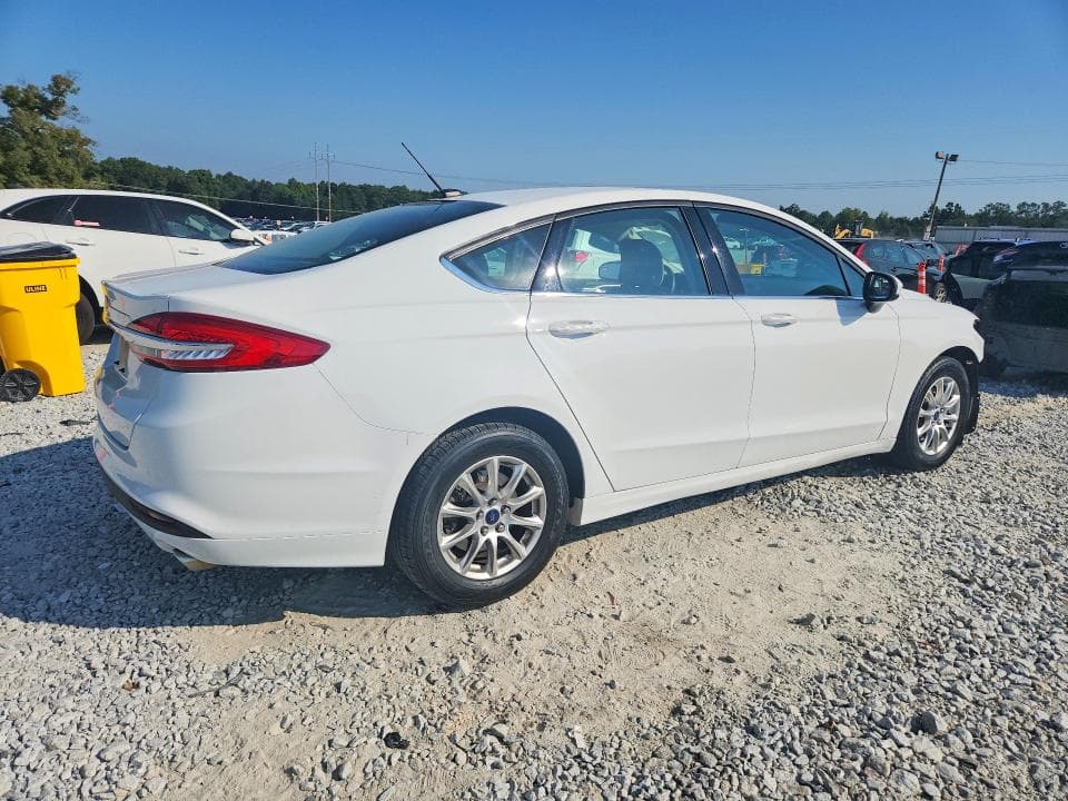 2018 FORD FUSION S 3