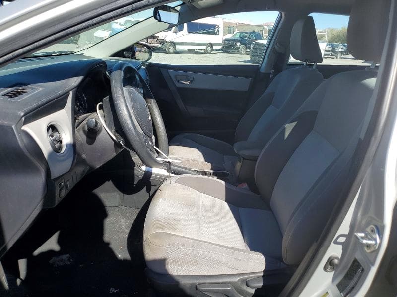 2019 TOYOTA COROLLA LE 7