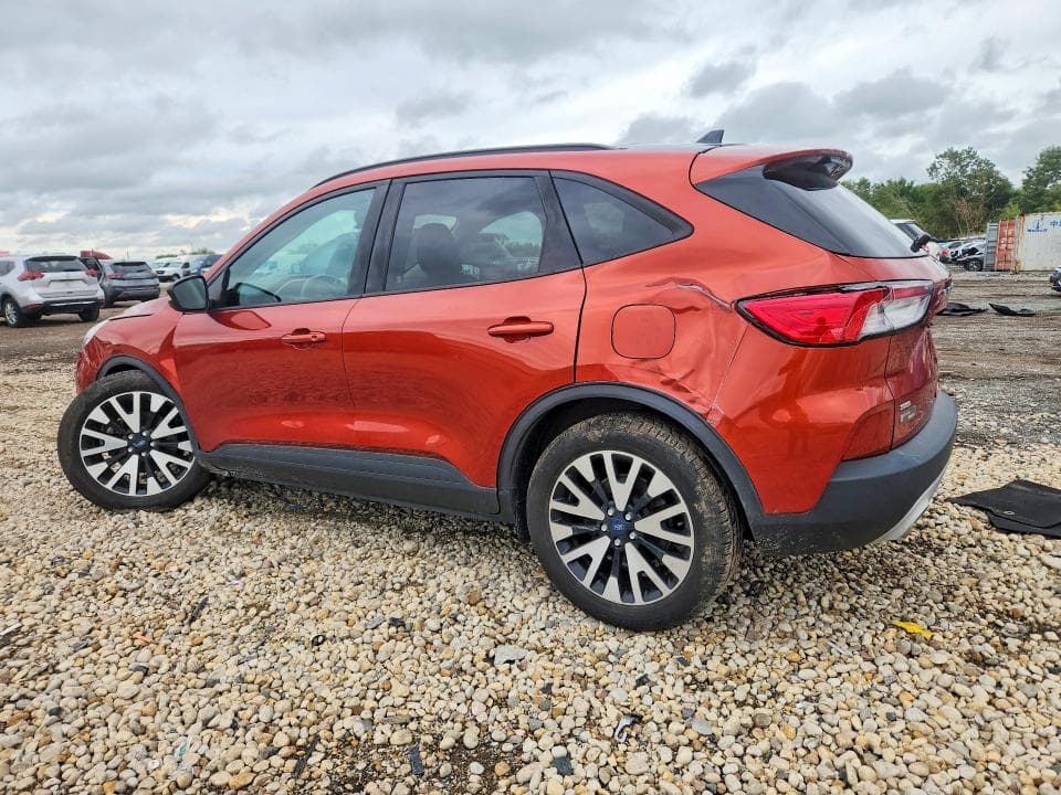 2020 FORD ESCAPE SE SPORT 2