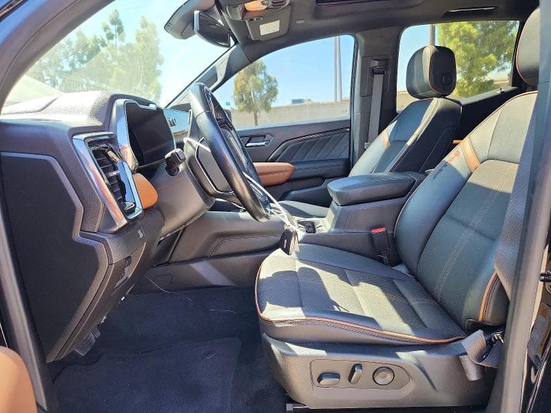 2023 GMC CANYON AT4 7