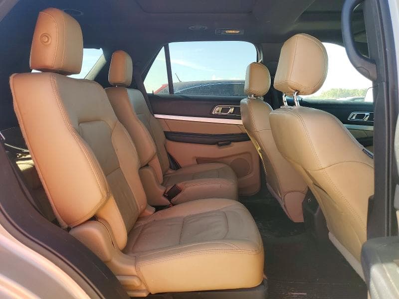 2017 FORD EXPLORER XLT 10