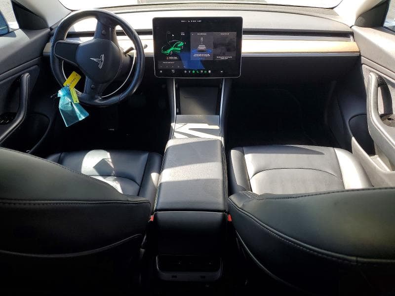 2018 TESLA MODEL 3 8