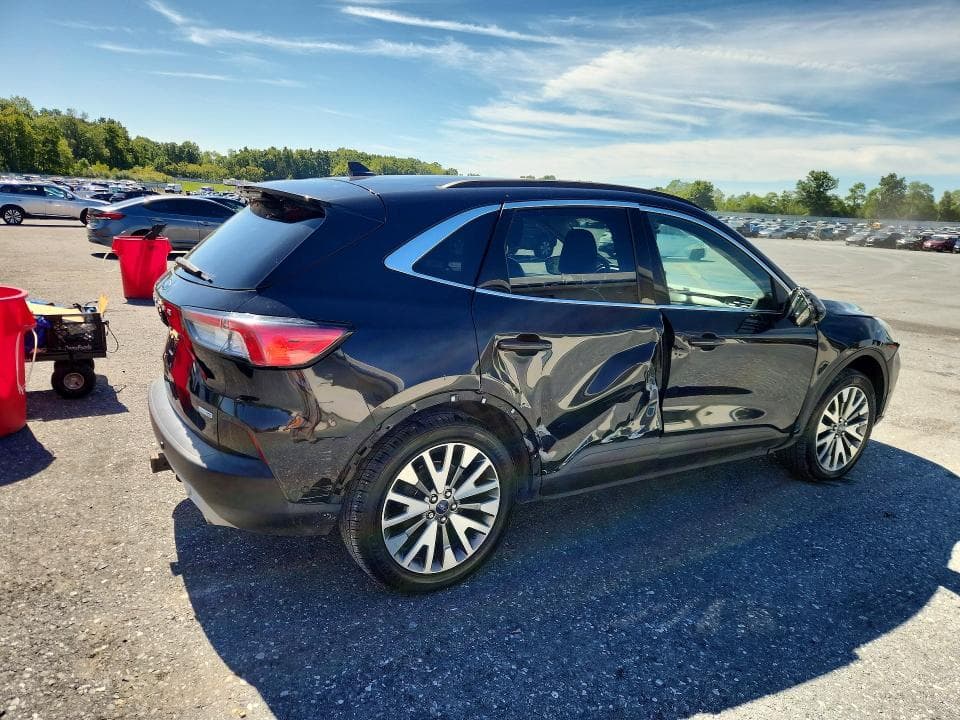 2020 FORD ESCAPE TITANIUM 3