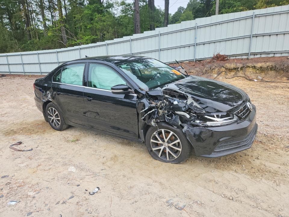 2018 VOLKSWAGEN JETTA SE 4