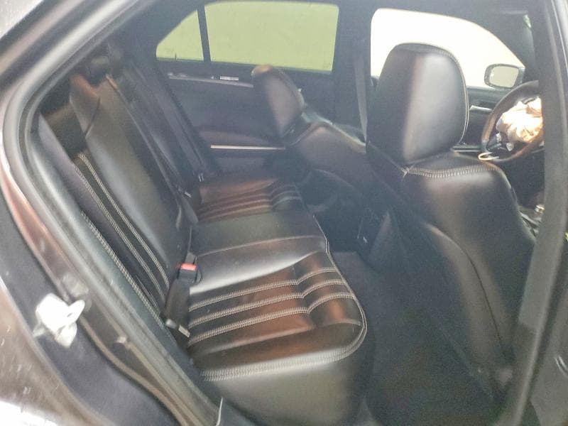 2023 CHRYSLER 300 S 10