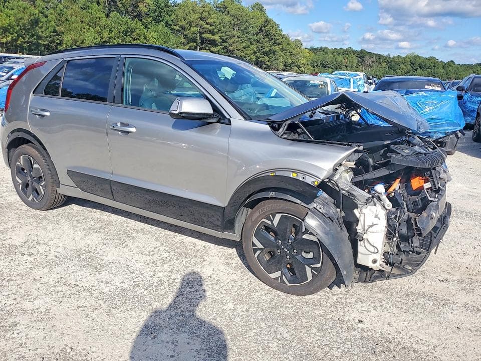 2023 KIA NIRO WIND 4