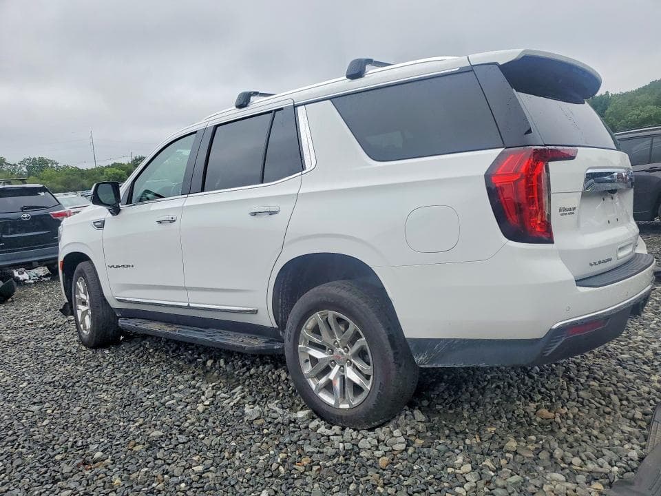 2024 GMC YUKON SLT 2