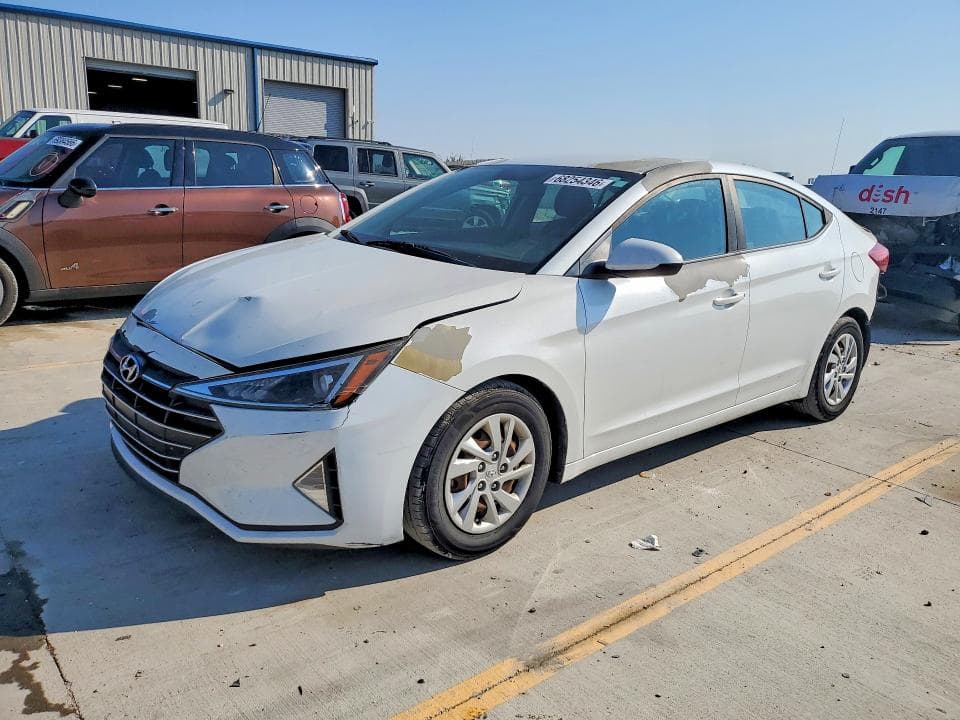 2019 HYUNDAI ELANTRA SE - 1