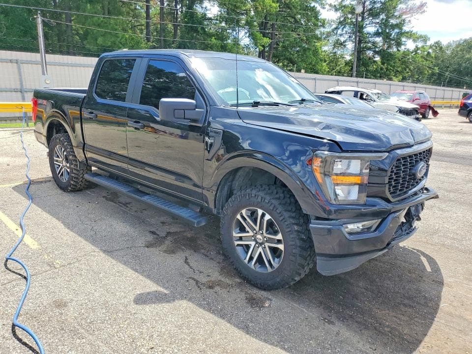 2023 FORD F150 SUPERCREW 4