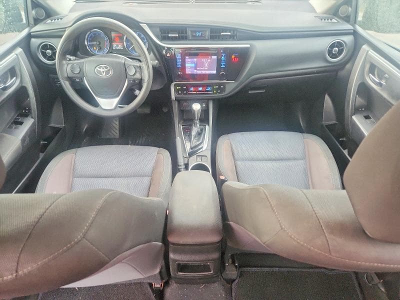 2018 TOYOTA COROLLA LE 8