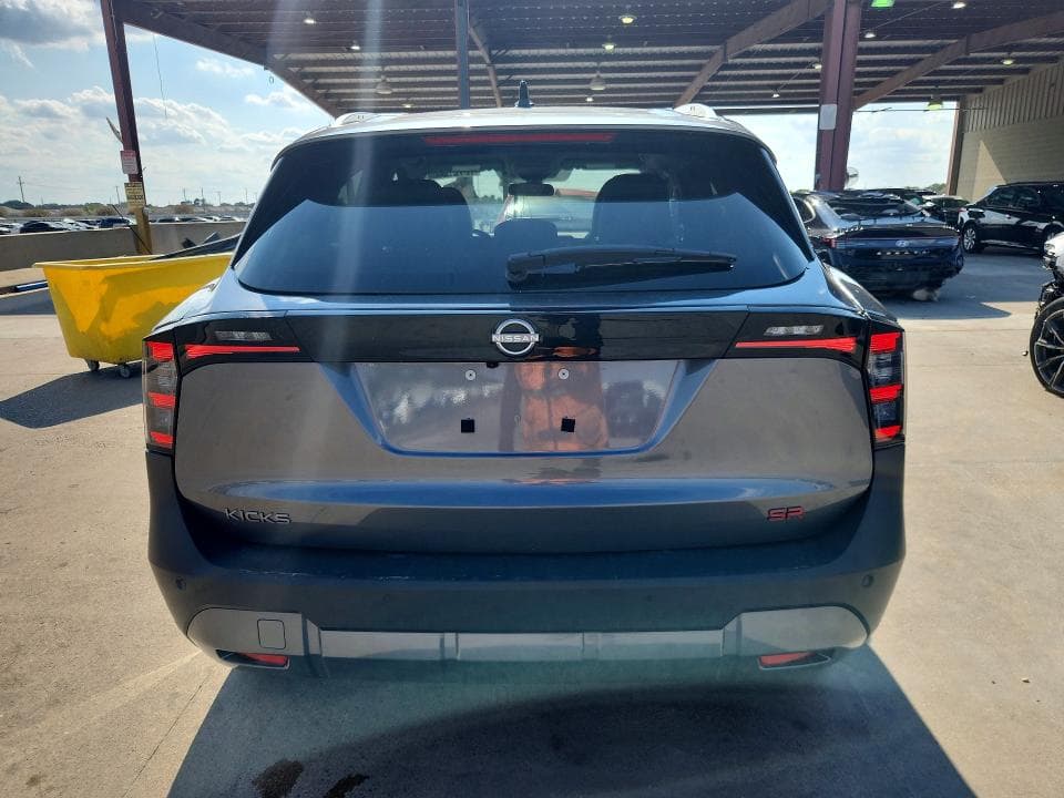 2026 NISSAN KICKS SR 6