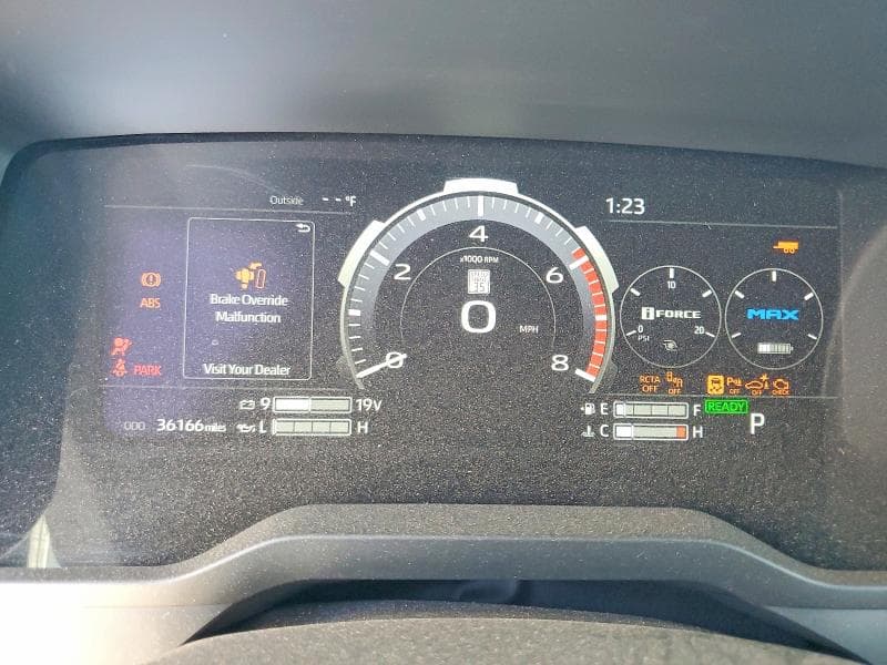2025 TOYOTA SEQUOIA SR5 9