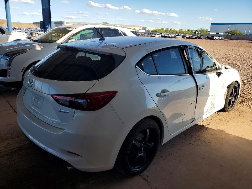 2017 MAZDA 3 TOURING 3