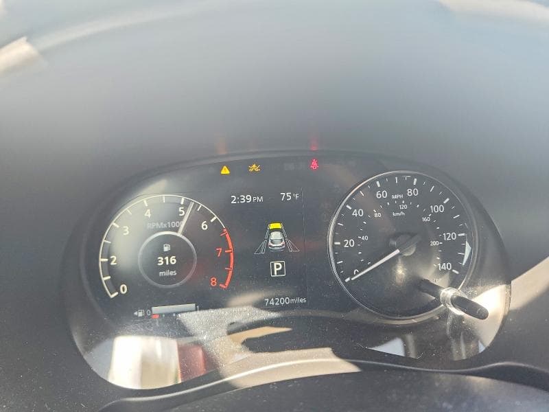 2023 NISSAN KICKS SR 9