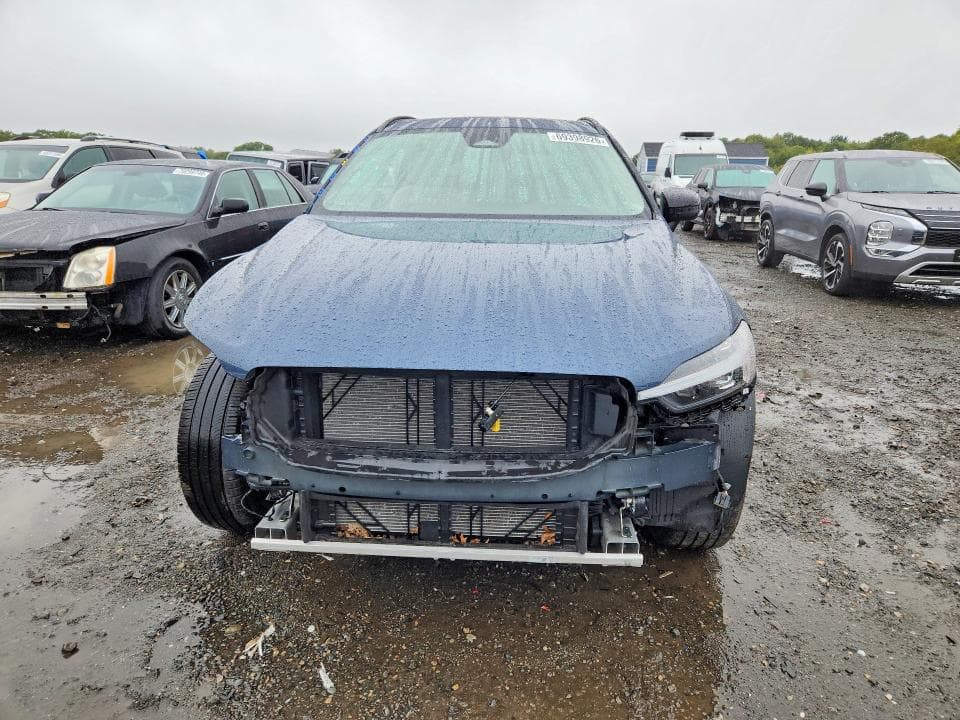 2024 VOLVO XC60 PLUS 5