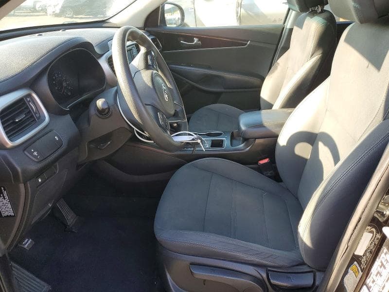 2017 KIA SORENTO LX V6 7
