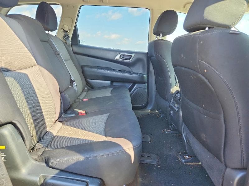 2018 NISSAN PATHFINDER SV 11