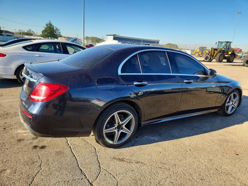 2017 MERCEDES-BENZ E 300 4MATIC 3