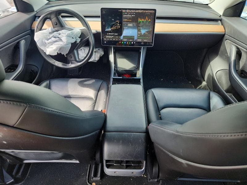 2019 TESLA MODEL 3 8