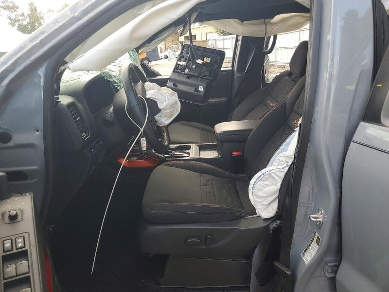 2024 NISSAN FRONTIER PRO-4X 7