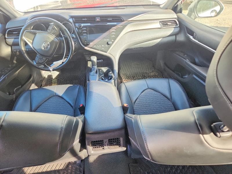 2020 TOYOTA CAMRY SE 8