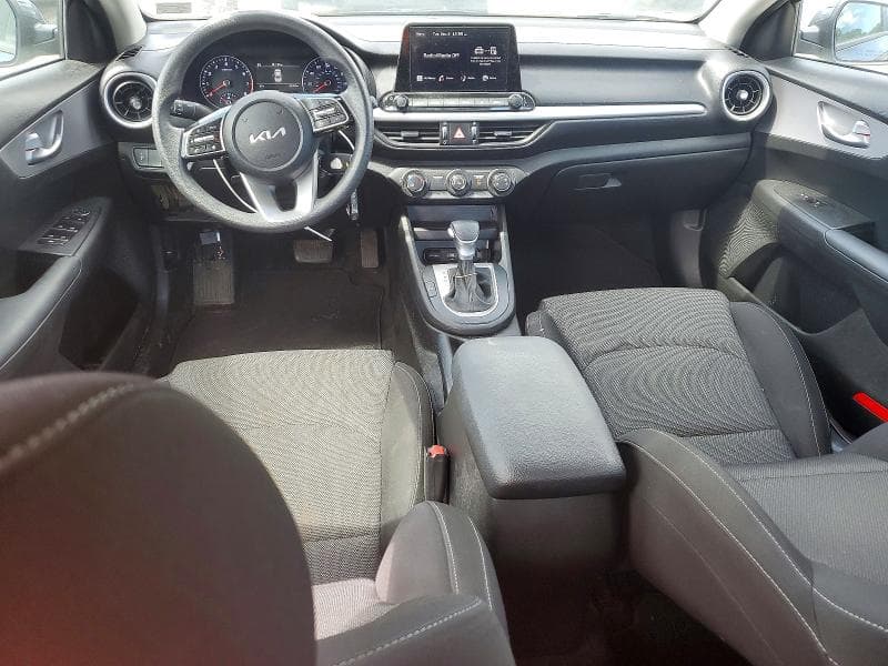 2024 KIA FORTE LX 8