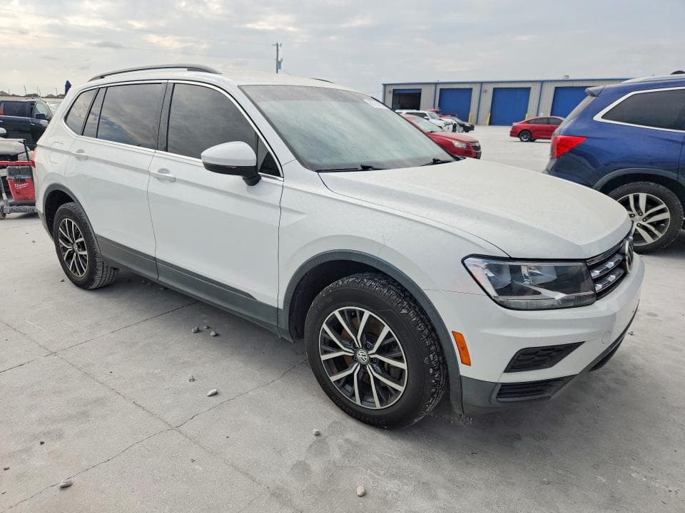 2019 VOLKSWAGEN TIGUAN SE 4