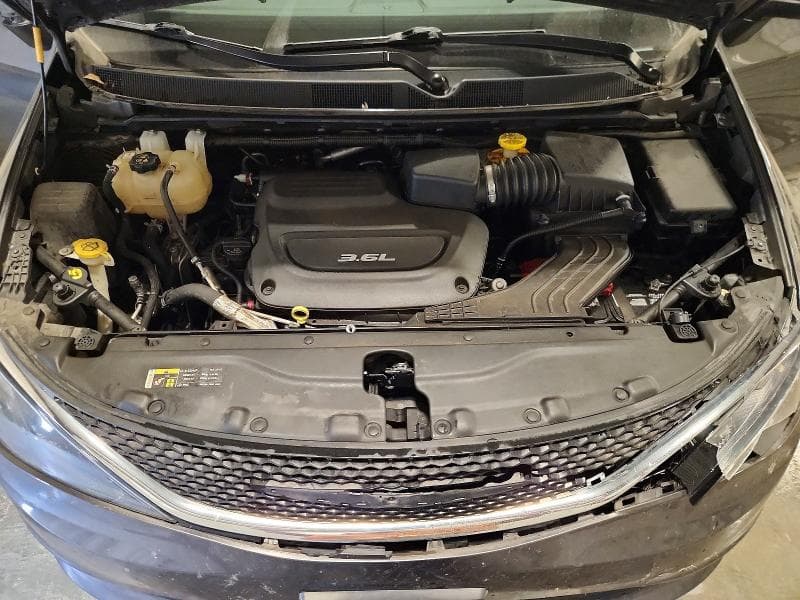 2017 CHRYSLER PACIFICA TOURING 12