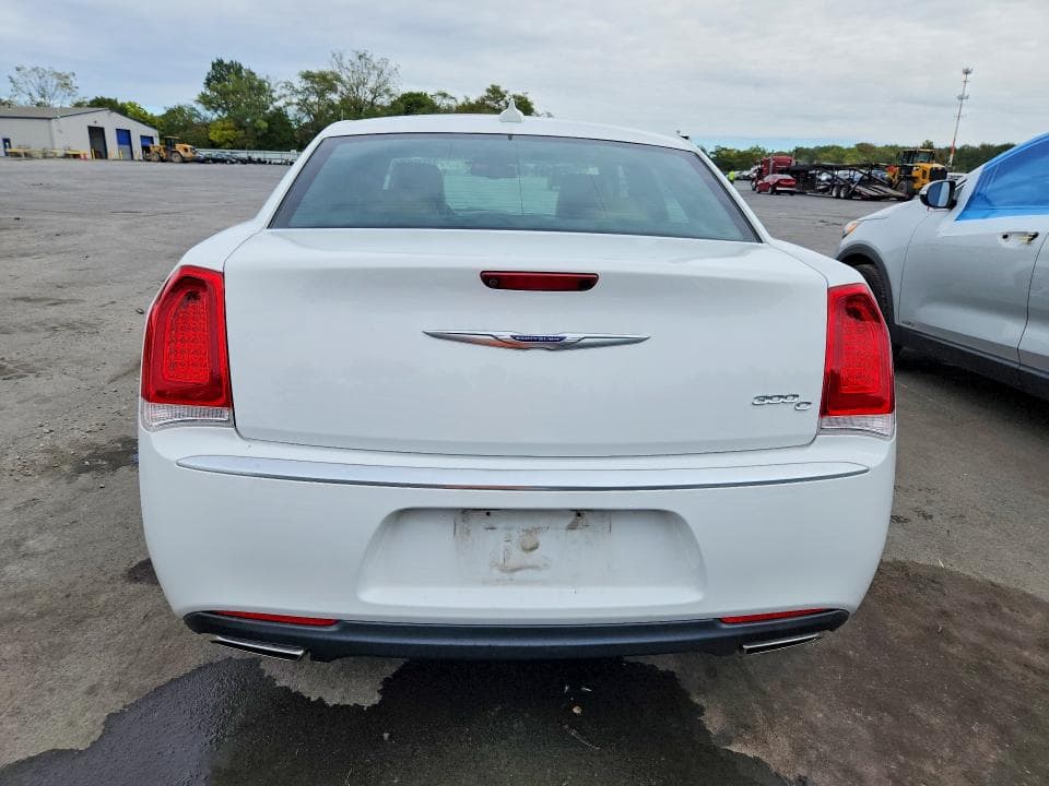 2019 CHRYSLER 300C 6