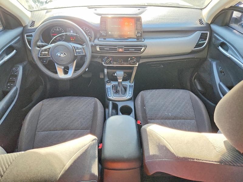 2021 KIA SELTOS LX 8